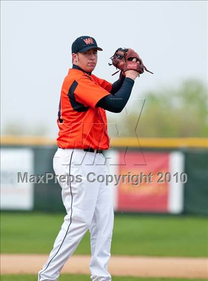 Thumbnail 1 in White Bear Lake vs Mounds View photogallery.