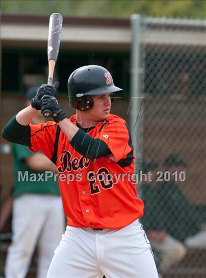 Thumbnail 1 in White Bear Lake vs Mounds View photogallery.