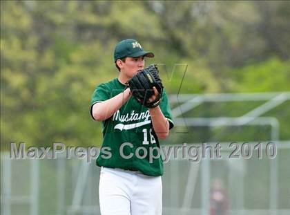 Thumbnail 3 in White Bear Lake vs Mounds View photogallery.