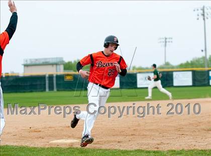Thumbnail 3 in White Bear Lake vs Mounds View photogallery.