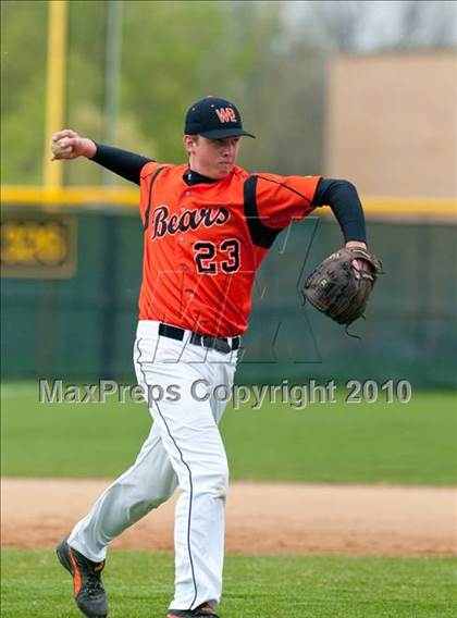 Thumbnail 2 in White Bear Lake vs Mounds View photogallery.