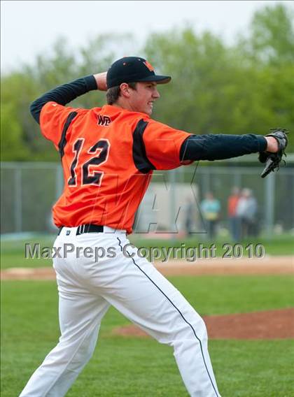 Thumbnail 1 in White Bear Lake vs Mounds View photogallery.