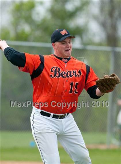 Thumbnail 1 in White Bear Lake vs Mounds View photogallery.