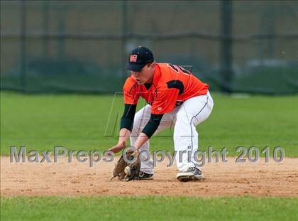 Thumbnail 1 in White Bear Lake vs Mounds View photogallery.