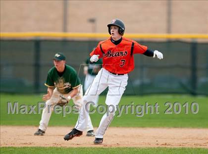 Thumbnail 2 in White Bear Lake vs Mounds View photogallery.