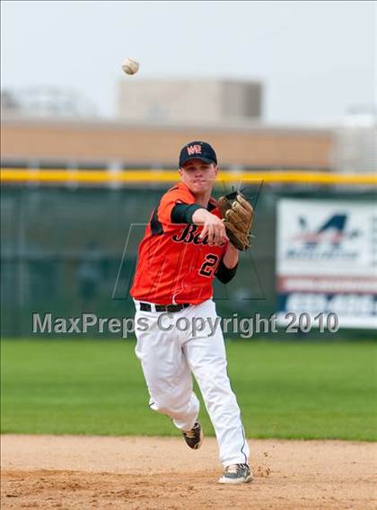 Thumbnail 1 in White Bear Lake vs Mounds View photogallery.