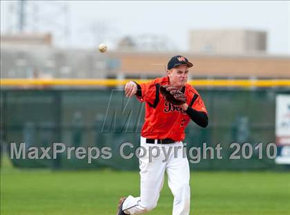 Thumbnail 1 in White Bear Lake vs Mounds View photogallery.