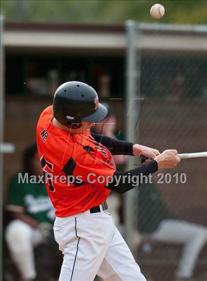 Thumbnail 2 in White Bear Lake vs Mounds View photogallery.
