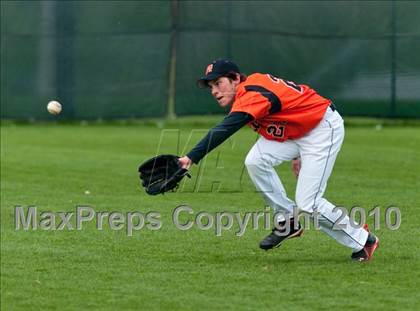 Thumbnail 3 in White Bear Lake vs Mounds View photogallery.