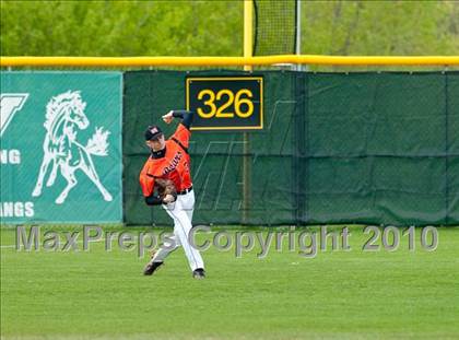 Thumbnail 2 in White Bear Lake vs Mounds View photogallery.