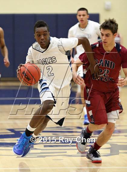 Thumbnail 1 in Sand Creek vs. Valor Christian (CHSAA 4A Sweet 16) photogallery.