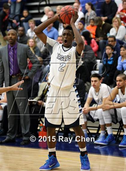 Thumbnail 2 in Sand Creek vs. Valor Christian (CHSAA 4A Sweet 16) photogallery.