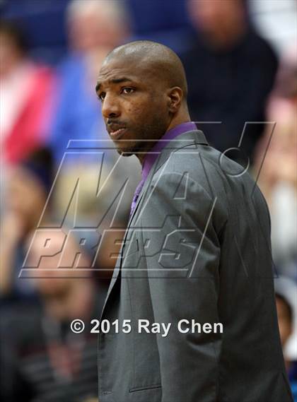Thumbnail 3 in Sand Creek vs. Valor Christian (CHSAA 4A Sweet 16) photogallery.