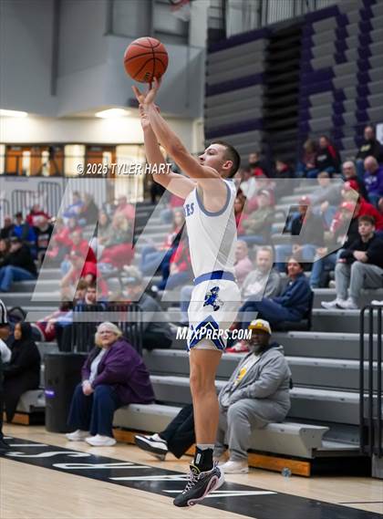 Thumbnail 2 in Charlestown vs. Princeton (Sneakers for Santa Shootout) photogallery.