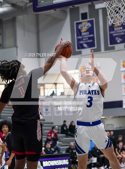 Thumbnail 3 in Charlestown vs. Princeton (Sneakers for Santa Shootout) photogallery.