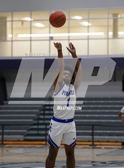 Thumbnail 2 in Charlestown vs. Princeton (Sneakers for Santa Shootout) photogallery.