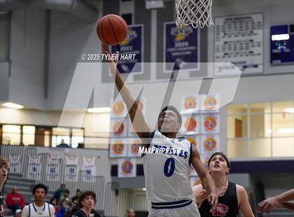 Thumbnail 3 in Charlestown vs. Princeton (Sneakers for Santa Shootout) photogallery.