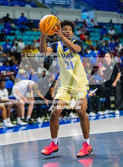 Thumbnail 3 in Goose Creek vs Berkeley (SCHSL 5A Div 2 Semifinal) photogallery.
