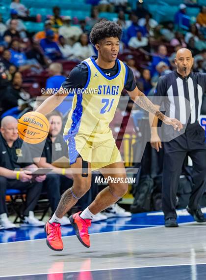 Thumbnail 1 in Goose Creek vs Berkeley (SCHSL 5A Div 2 Semifinal) photogallery.