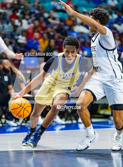 Thumbnail 1 in Goose Creek vs Berkeley (SCHSL 5A Div 2 Semifinal) photogallery.