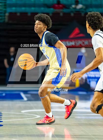 Thumbnail 3 in Goose Creek vs Berkeley (SCHSL 5A Div 2 Semifinal) photogallery.
