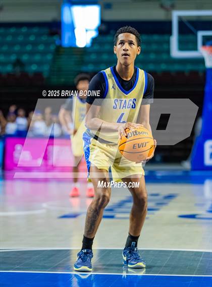 Thumbnail 2 in Goose Creek vs Berkeley (SCHSL 5A Div 2 Semifinal) photogallery.