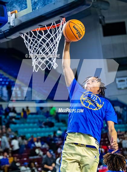 Thumbnail 2 in Goose Creek vs Berkeley (SCHSL 5A Div 2 Semifinal) photogallery.