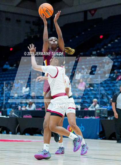 Thumbnail 1 in Creekside vs. Jackson (GHSA 4A Finals) photogallery.