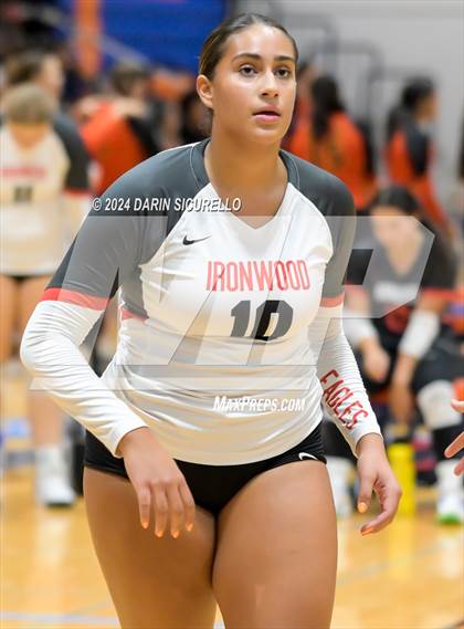 Thumbnail 2 in Ironwood vs. Desert Mountain (Westwood Tournament) photogallery.