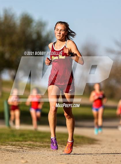 Thumbnail 2 in Buchanan vs Clovis West  photogallery.