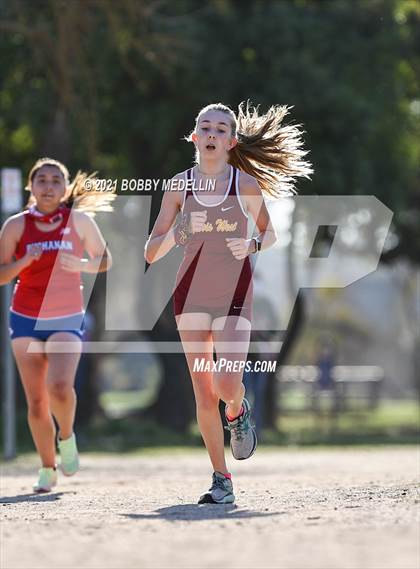 Thumbnail 3 in Buchanan vs Clovis West  photogallery.