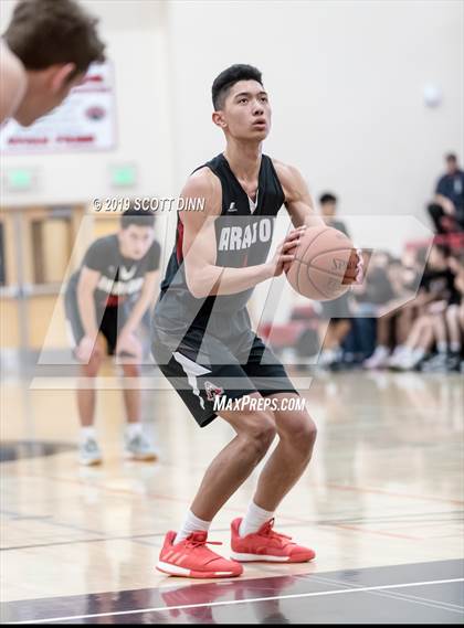 Thumbnail 1 in Mountain View v Aragon (CIF CCS D2 Semifinals) photogallery.