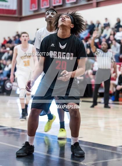 Thumbnail 3 in Mountain View v Aragon (CIF CCS D2 Semifinals) photogallery.