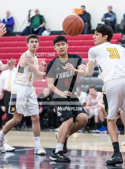 Thumbnail 1 in Mountain View v Aragon (CIF CCS D2 Semifinals) photogallery.