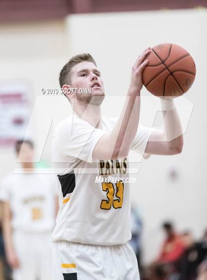 Thumbnail 2 in Mountain View v Aragon (CIF CCS D2 Semifinals) photogallery.