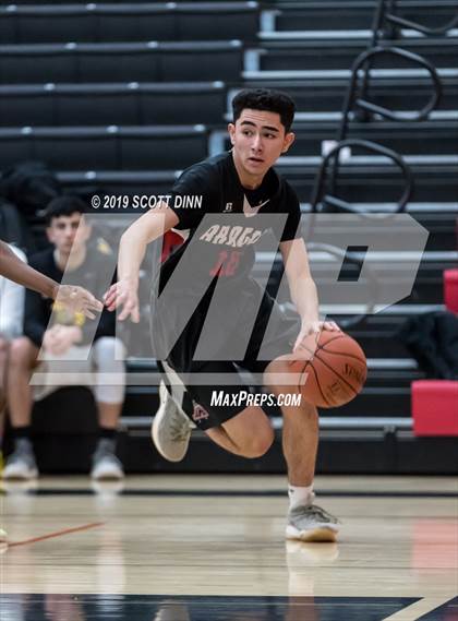 Thumbnail 3 in Mountain View v Aragon (CIF CCS D2 Semifinals) photogallery.