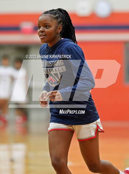Thumbnail 2 in   Alvarado @ Life Waxahachie photogallery.