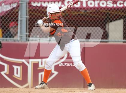 Thumbnail 3 in Grant vs. Fairfax (CIF LACS Final) photogallery.