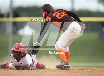 Thumbnail 3 in Grant vs. Fairfax (CIF LACS Final) photogallery.