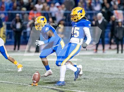 Thumbnail 2 in San Jacinto vs Grant (CIF D3-AA Final) photogallery.