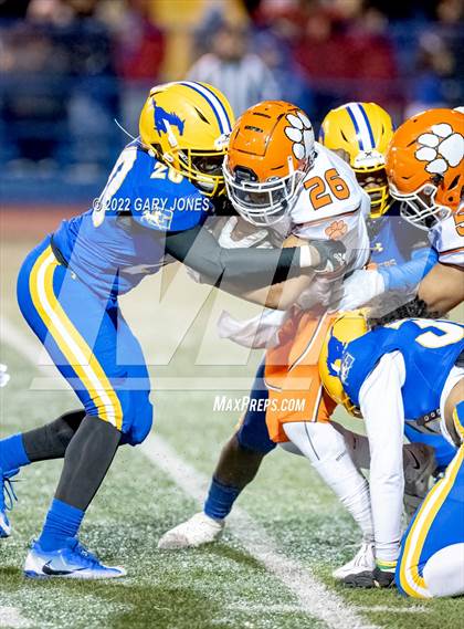 Thumbnail 1 in San Jacinto vs Grant (CIF D3-AA Final) photogallery.