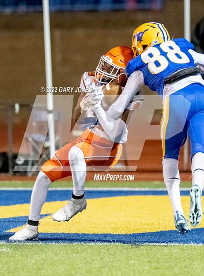Thumbnail 1 in San Jacinto vs Grant (CIF D3-AA Final) photogallery.