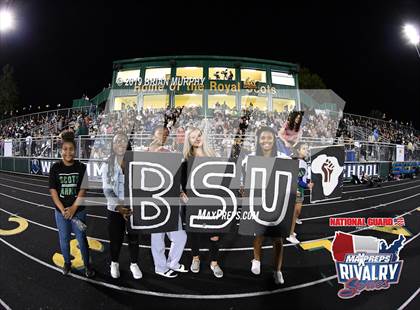 Thumbnail 3 in North Salem @ McKay (2018 MaxPreps Rivalry Series) photogallery.