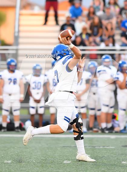 Thumbnail 3 in Pinnacle vs. Chandler photogallery.