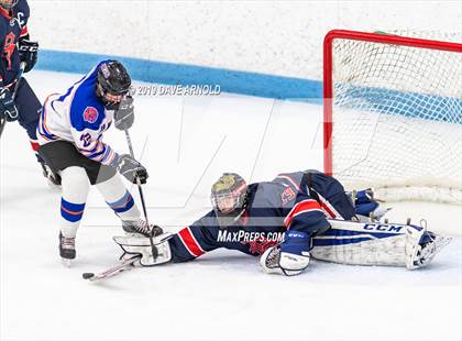 Thumbnail 1 in Dracut-Tyngsborough vs Newton South (MIAA Division 3 North Semifinal) photogallery.