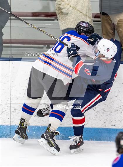 Thumbnail 1 in Dracut-Tyngsborough vs Newton South (MIAA Division 3 North Semifinal) photogallery.