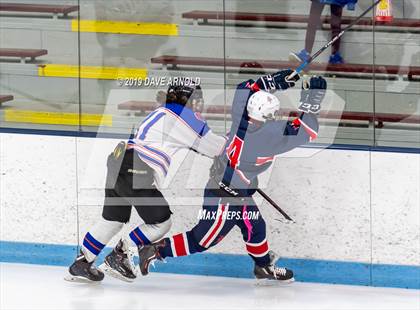 Thumbnail 2 in Dracut-Tyngsborough vs Newton South (MIAA Division 3 North Semifinal) photogallery.