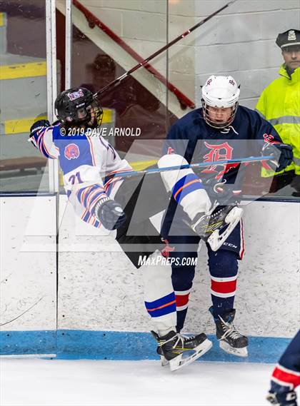 Thumbnail 1 in Dracut-Tyngsborough vs Newton South (MIAA Division 3 North Semifinal) photogallery.
