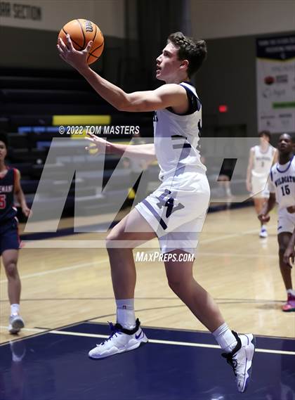 Thumbnail 2 in Lake Norman vs. Covenant Day photogallery.