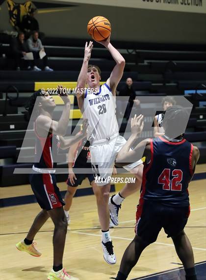 Thumbnail 1 in Lake Norman vs. Covenant Day photogallery.